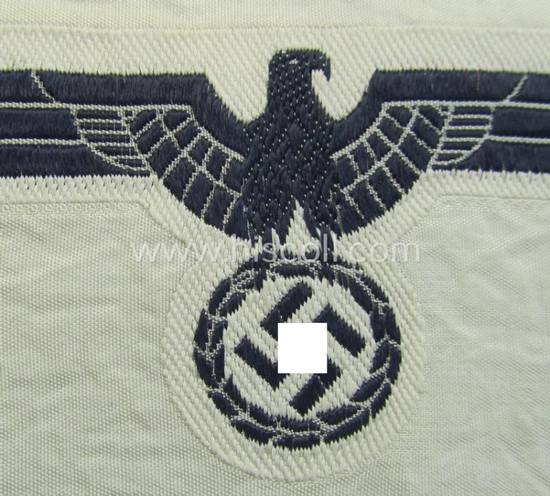 Attractive - and scarely seen! - WH (KM) related breast-eagle (ie. 'Brustadler für Mannschaften u. Uffz. der Kriegsmarine') being a 'standard-issue'-pattern-example as executed in the 'BeVo'-weave-pattern on a white-coloured background