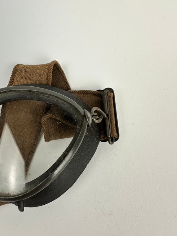 Wehrmacht "Kradmelder brille"  1942