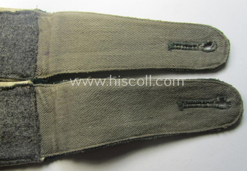 Pair of WH (Heeres), early- (ie. pre-) war-period- (ie. 'M40'-pattern) EM-type shoulderstraps: 'Soldat der Infanterie-Trpn.'