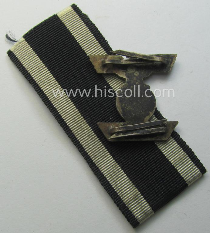 Superb, 'Wiederholungsspange zum EK II. Klasse' (or: bar to the WWI IC second class) being a (presumably) non-maker-marked example as was (I deem) produced by the maker (ie. 'Hersteller') named: 'Wilh. Deumer' as based in the town of Lüdenschei...