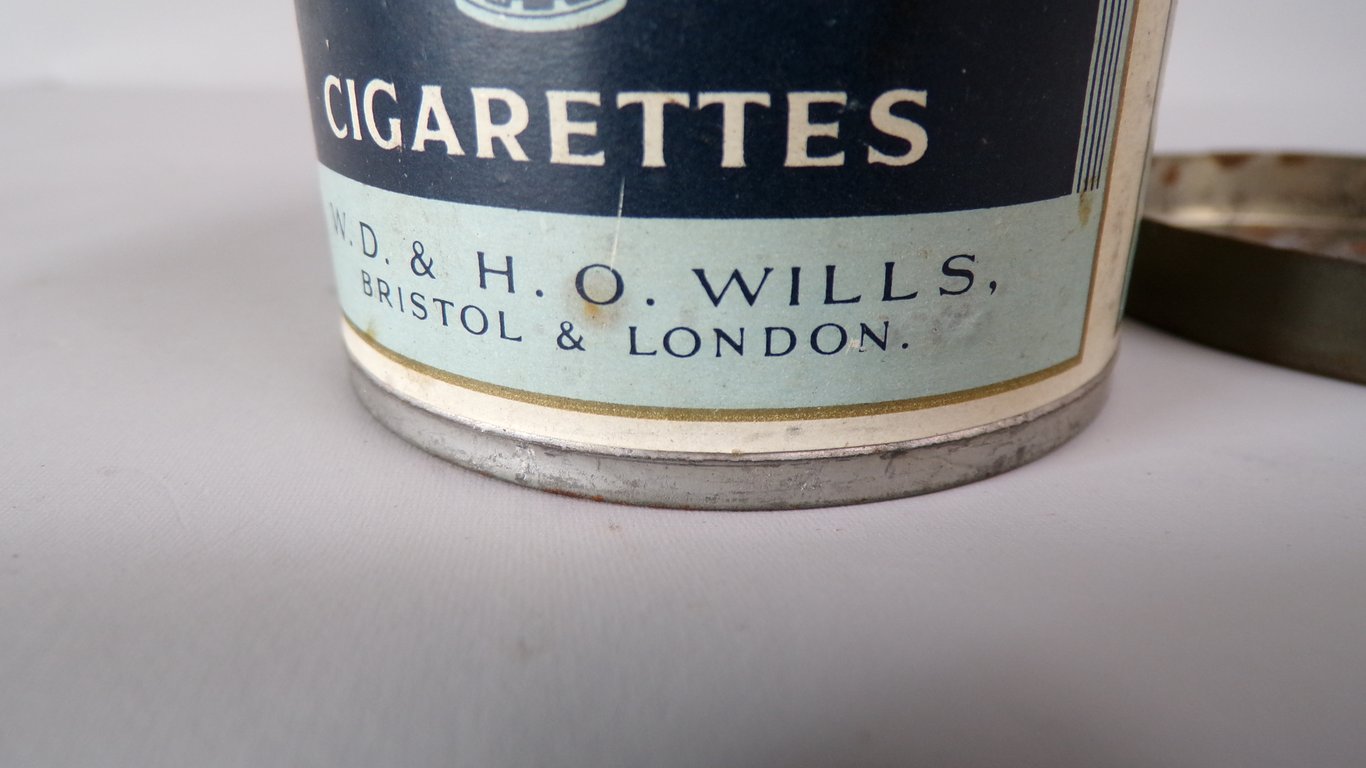 1940's Tin of Capstan cigarettes