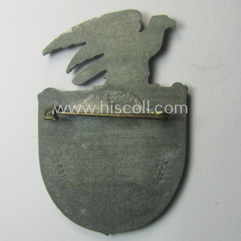 Early-period- (but not-dated!) greyish-silver-coloured- and/or zinc-based, N.S.D.A.P.-related day-badge (ie. 'tinnie' or: 'Veranstaltungsabzeichen') being a commemorative example that is entitled: 'Gau-Aufmarsch der P.O. - Mecklbrg.-Lübeck'