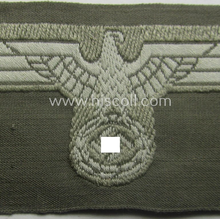 Early-period- (ie. 'M35'-pattern) WH (Heeres) white-coloured side-cap-eagle (ie. 'Schiffchenadler für Manns. u. Uffz.')