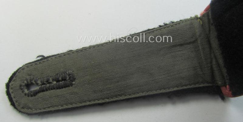 Single, WH (Heeres) NCO-type shoulderstrap for usage by an: 'Unteroffizier' who served within the: 'Panzer-Truppen'