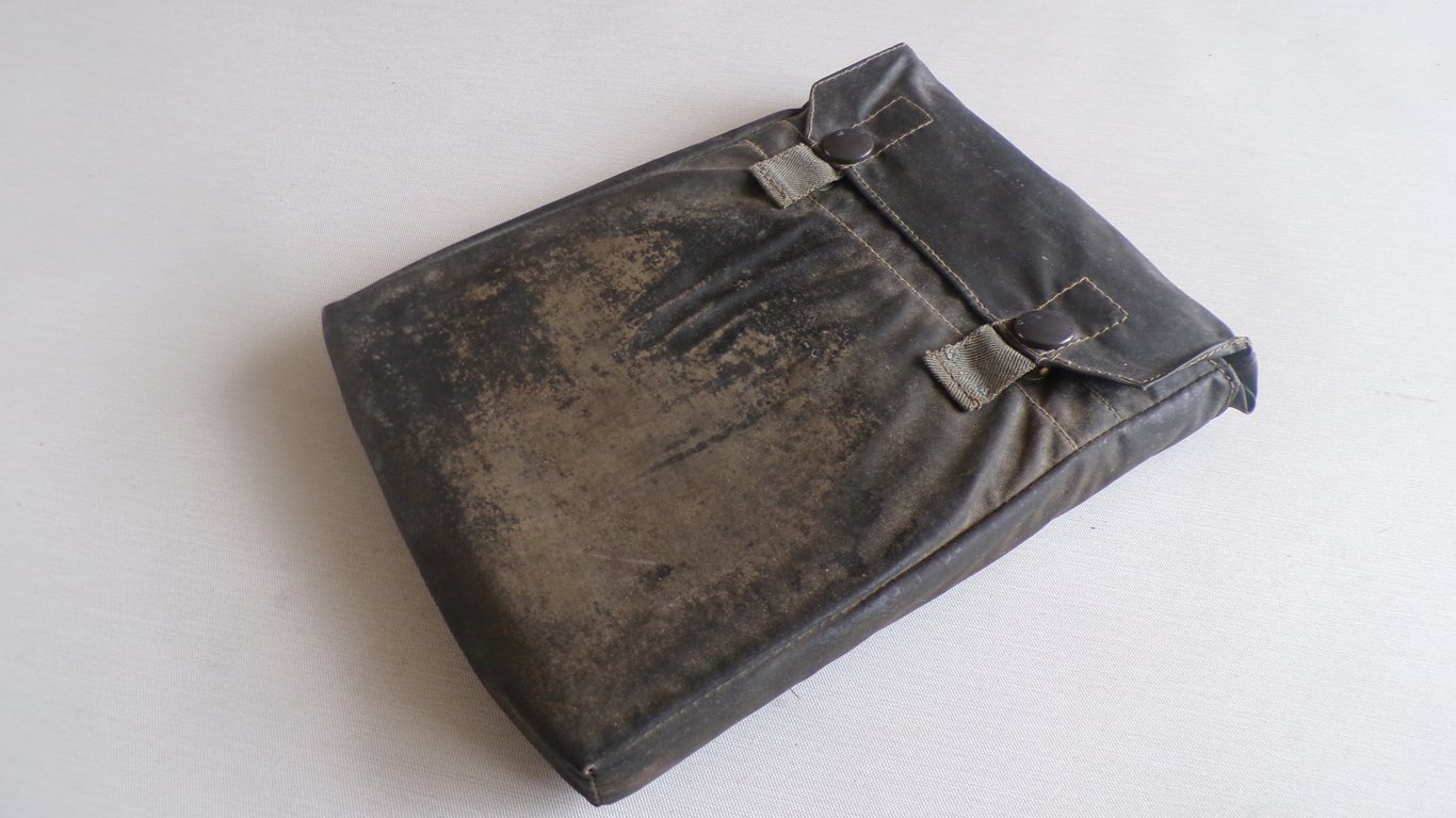 Gasplane mit Tasche / Gascape with pouch