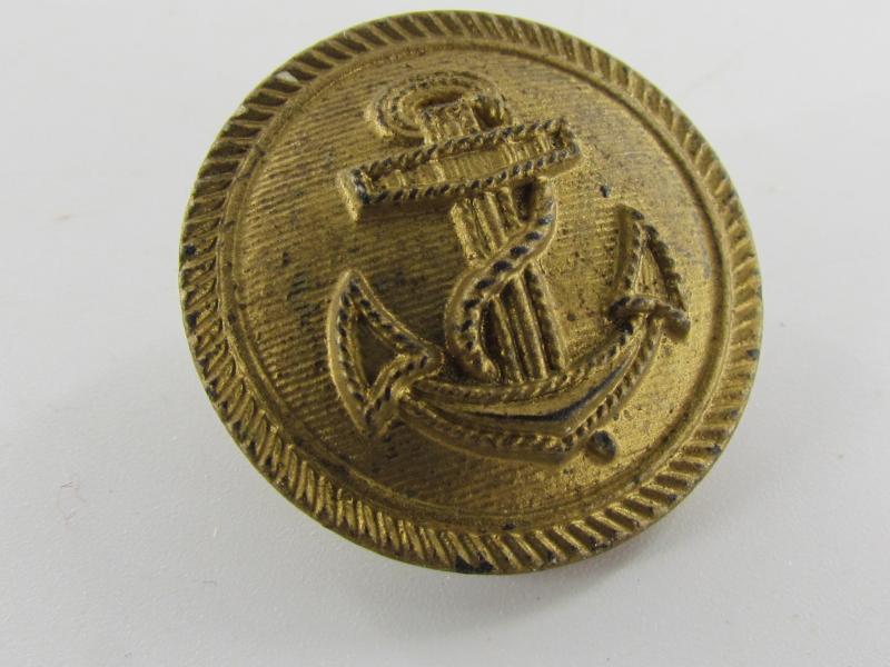 WW2 Kriegsmarine Button ...Marked 19 GF 43