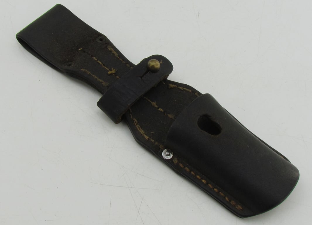 Early K98 leather bayonet frog