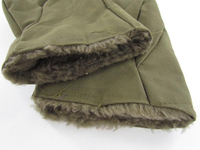 WH/SS Winter Gloves With Rabbit Fur RB Numbered 1942