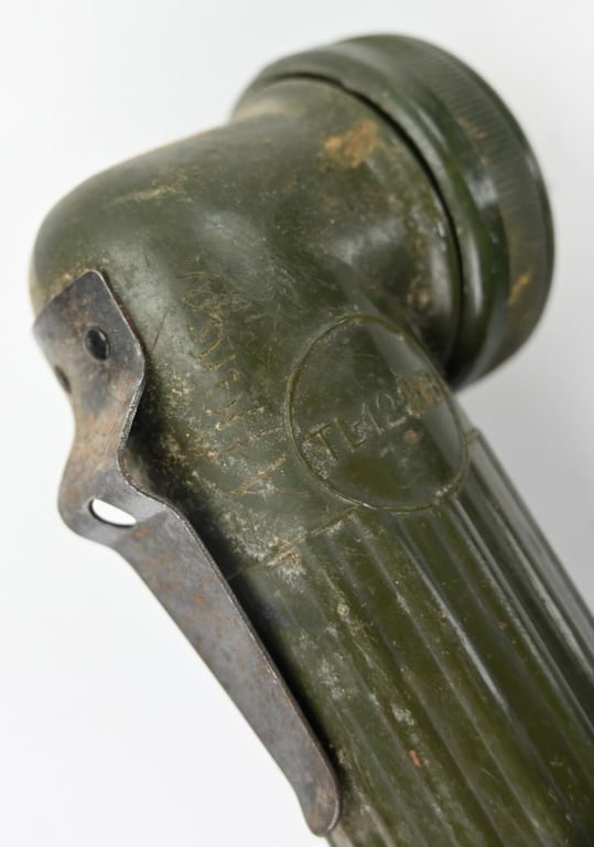 US WW2 TL-122 B Flashlight