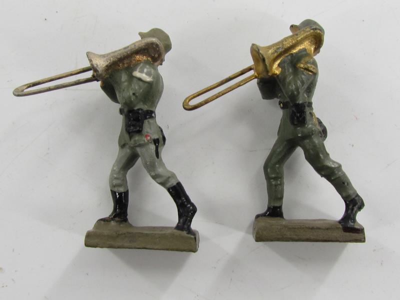 17 x Lineol Wehrmacht 4 cm Marching musicians....Rare