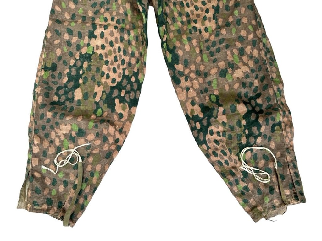 Waffen SS erbsentarn (DOT44)Trousers unissued Condition