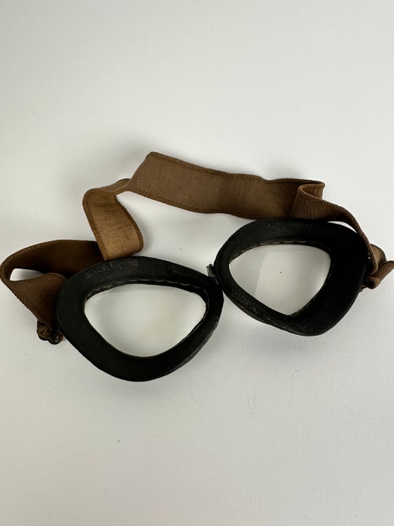 Wehrmacht "Kradmelder brille"  1942