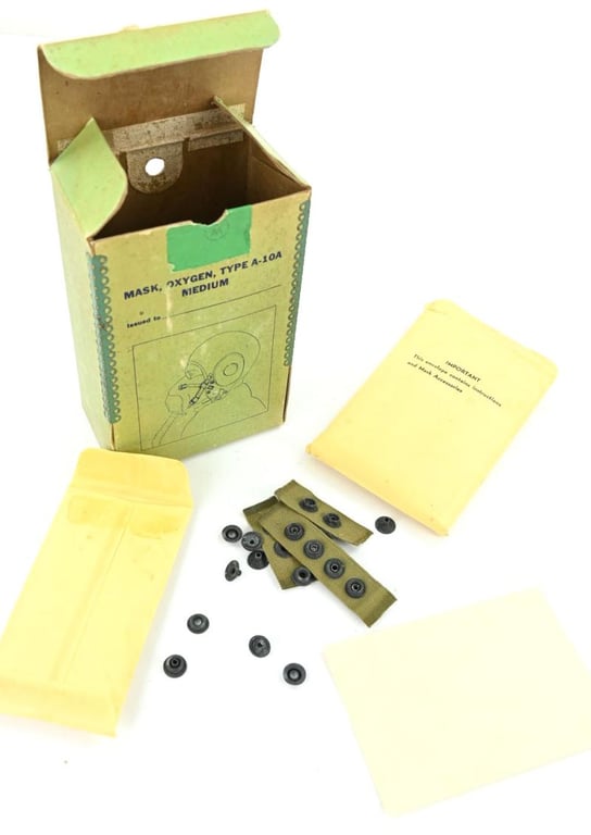 USAAF WW2 A-10A Oxygen Mask Box