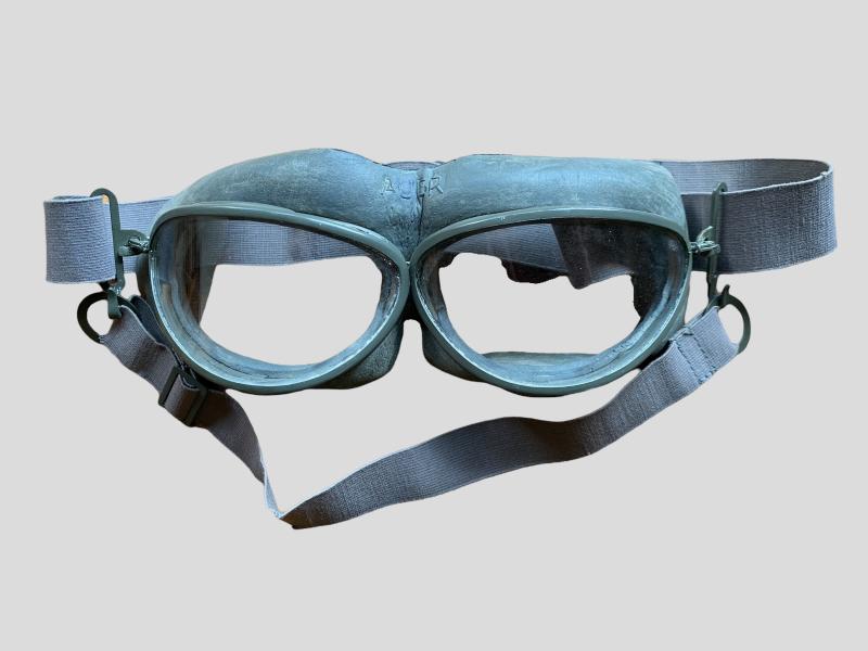 Cased Luftwaffe Flying Goggles Auer Model 295