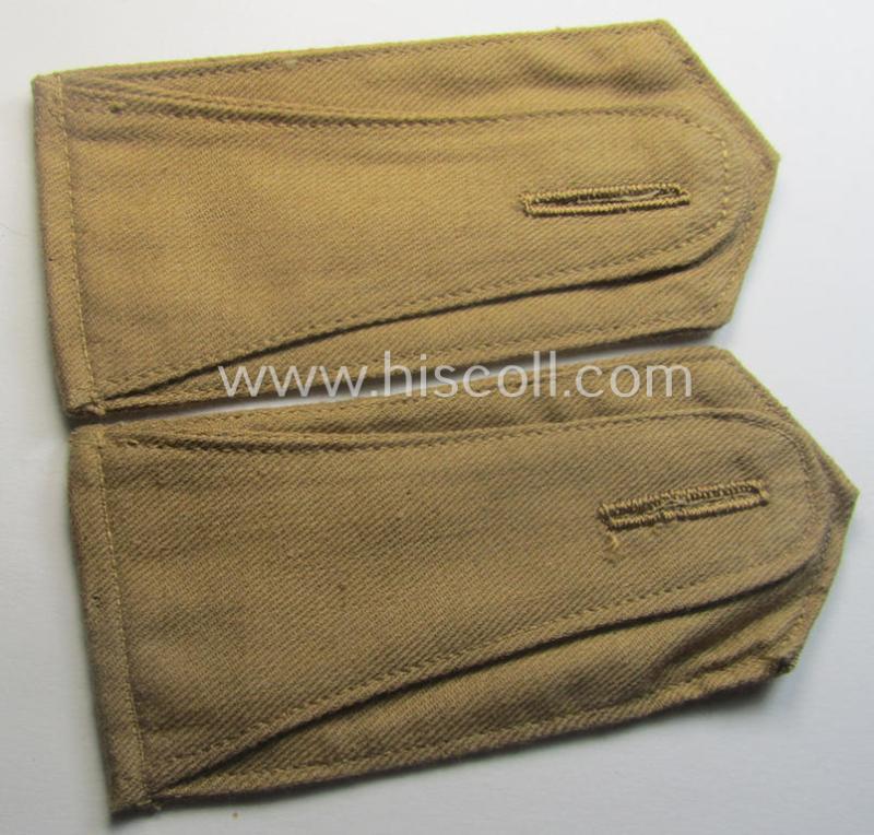 Pair of WH (Kriegsmarine) 'tropical-styled', EM-type shoulderstraps (as intended for usage on the tropical-shirts ie. tunics): 'Matrose'