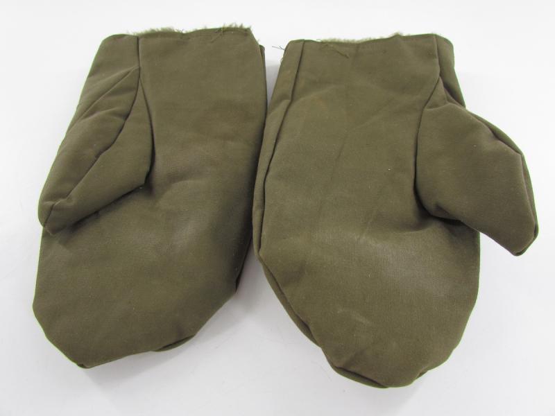 WH/SS Winter Gloves With Rabbit Fur RB Numbered 1942