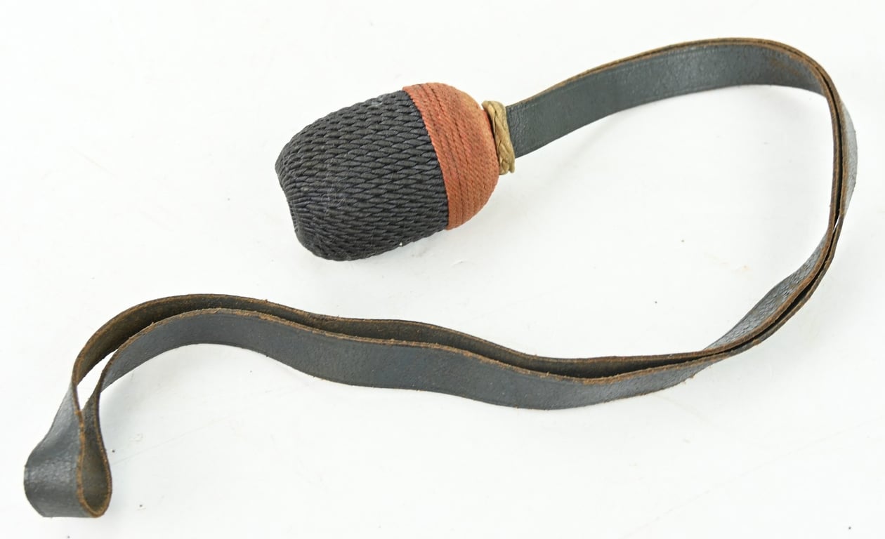 German LW EM/NCO Sword Portopee