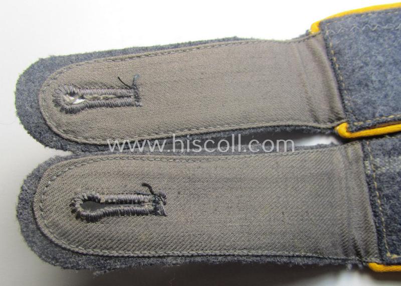Pair of WH (Luftwaffe) EM-type shoulderstraps as intended for usage by a: 'Soldat der Flieger- o. Fallschirmjäger-Trpn.' and that comes in a hardly used- nor worn, condition