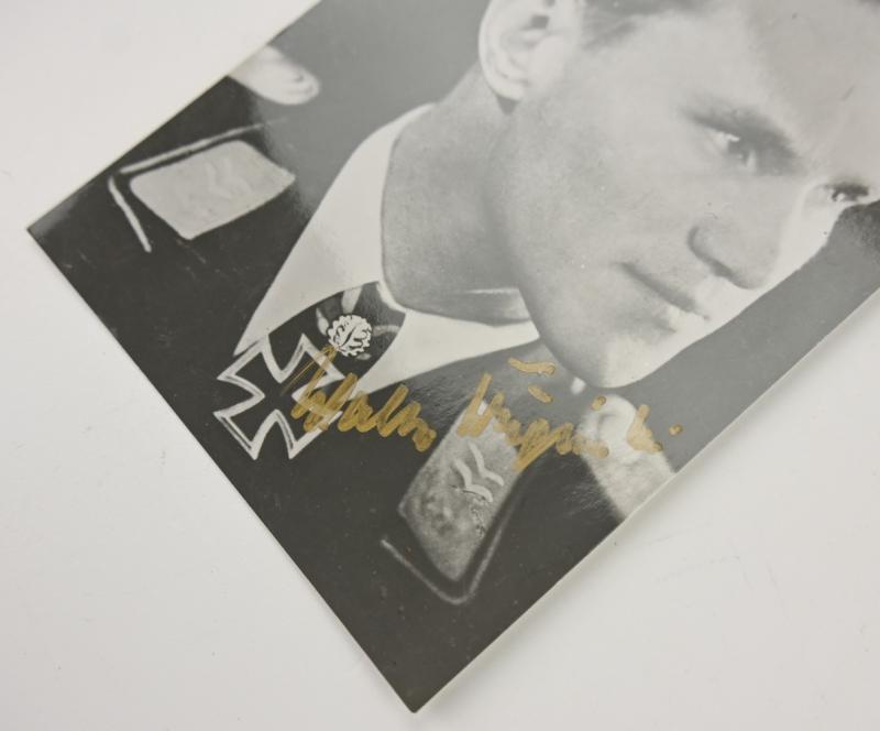 Signature of Luftwaffe KC-OLC Recipient 'Walter Krupinski'