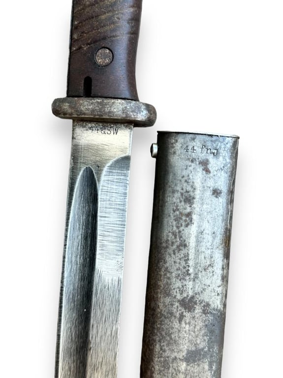 K98 Bayonet 'Riveted Grips'