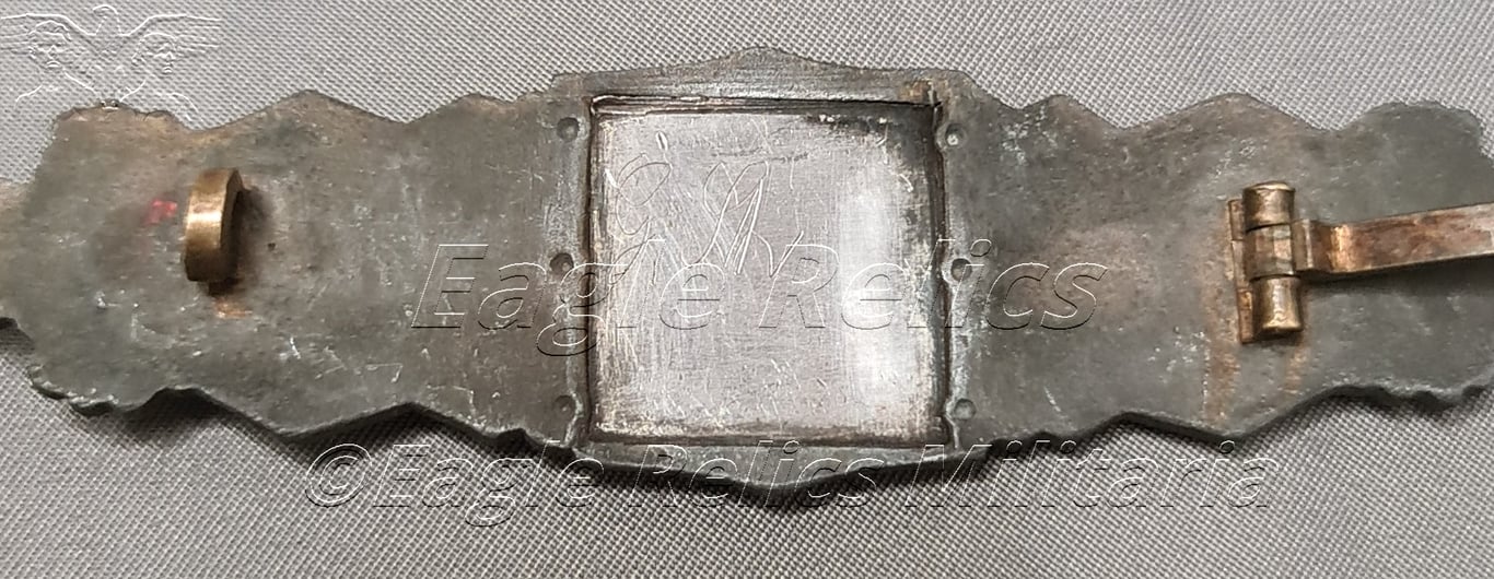 Six Dot Close Combat Clasp in Bronze