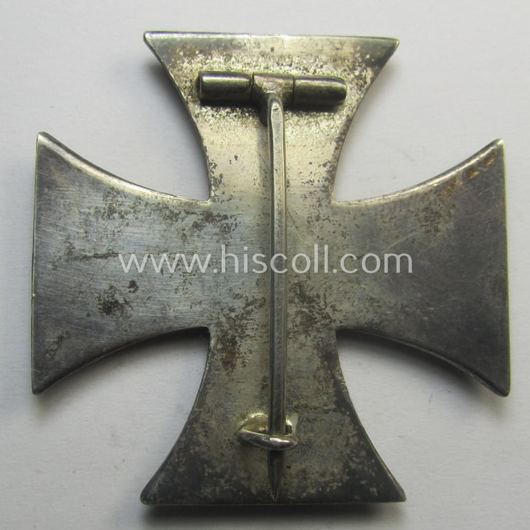 WWI-period 'Eisernes Kreuz 1. Klasse' being a minimally converse-shaped and/or (partly) genuine silver-basedexample that is totally void of a makers'-designation