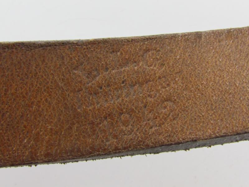 Luftwaffe Y-straps maker marked 1942