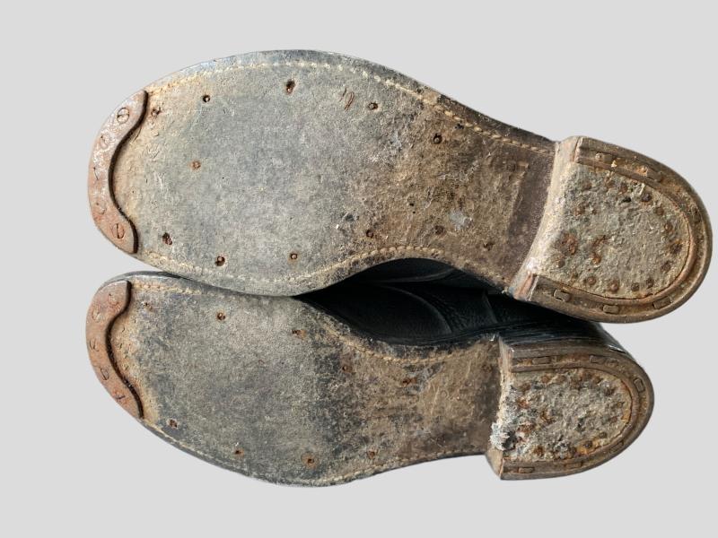 British Ammo Boots -1945-