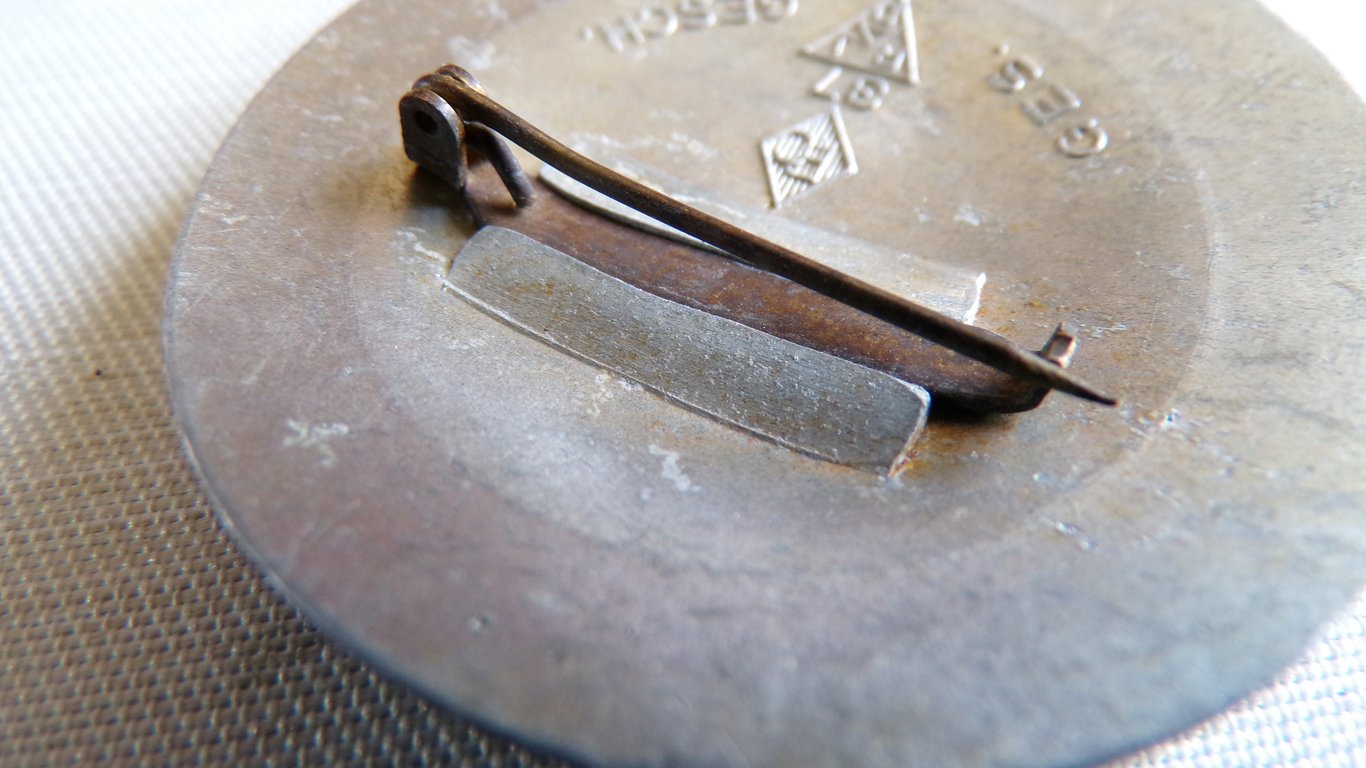 RADwJ Rank Brooch for Maidenführerin