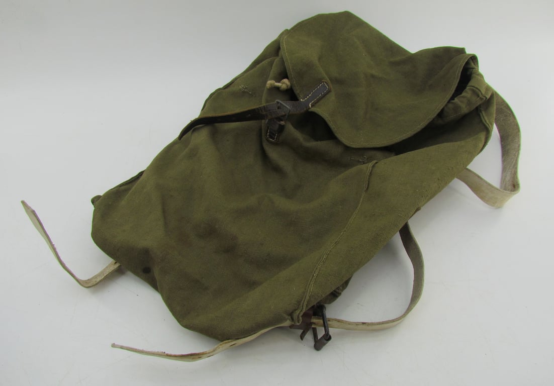 Modified M44 backpack (M1944 Rucksack)