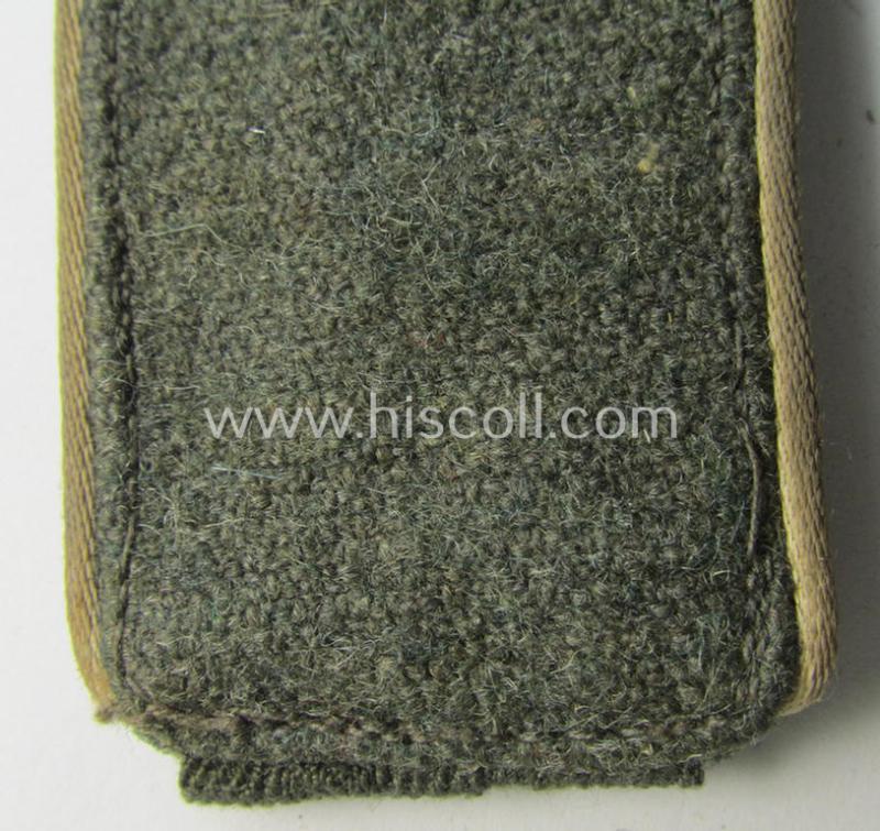 Neat - regrettably single but nevertheless truly scarcely encountered! - WH (Heeres) later-war period- (ie. 'simplified'- ie. 'M44- o. M45'-pattern-) EM-type shoulderstrap as intended for - and clearly worn by! - a: 'Soldat der Infanterie-Truppe...