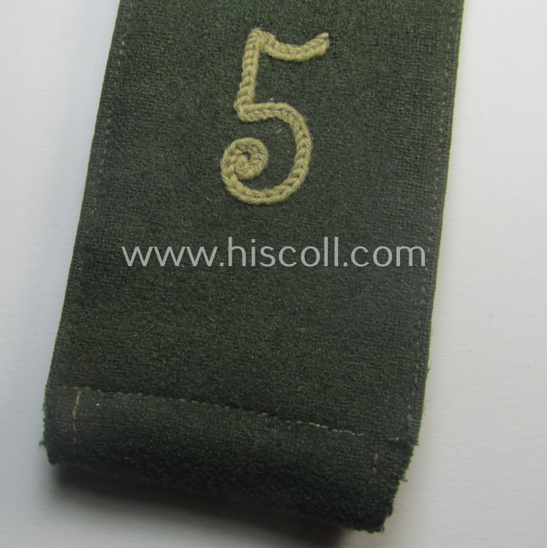 Single - and actually not that often seen! - WH (Heeres) EM-type (ie. 'M36- o. M40'-pattern- and 'pointed styled-') 'cyphered' shoulderstrap as was intended for usage by a: 'Soldat des Infanterie-Rgts. 5'