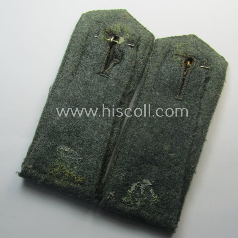 Pair of early-period- (ie. 'Reichswehr'-era- and/or 'pointed-styled'), WH (Heeres) 'cyphered' NCO-type shoulderstraps: 'Feldwebel des Infanterie-Rgts. 18'