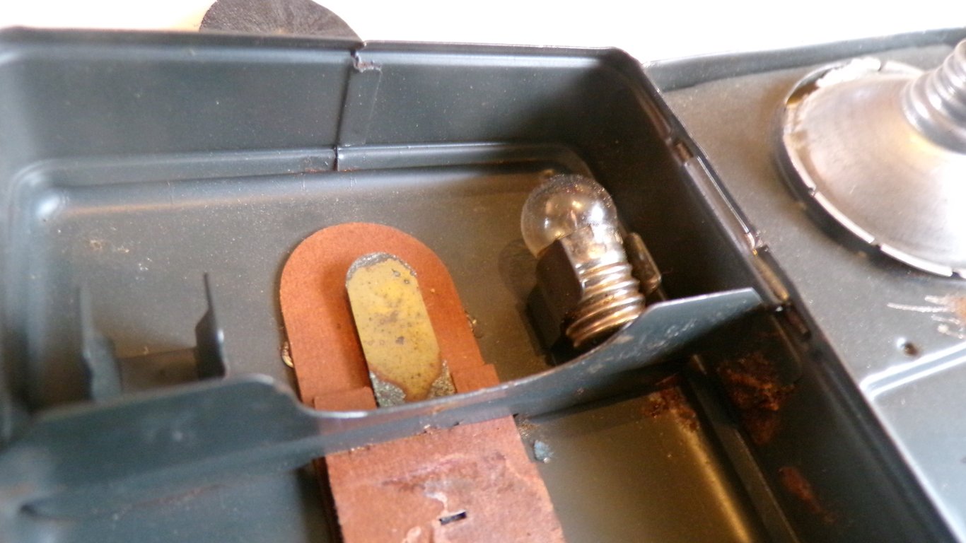 Feldgrau Pertrix Flashlight (WaA Marked)
