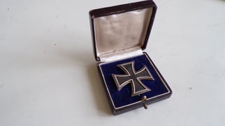 Prussian EK 1st Class 1914  CD 800