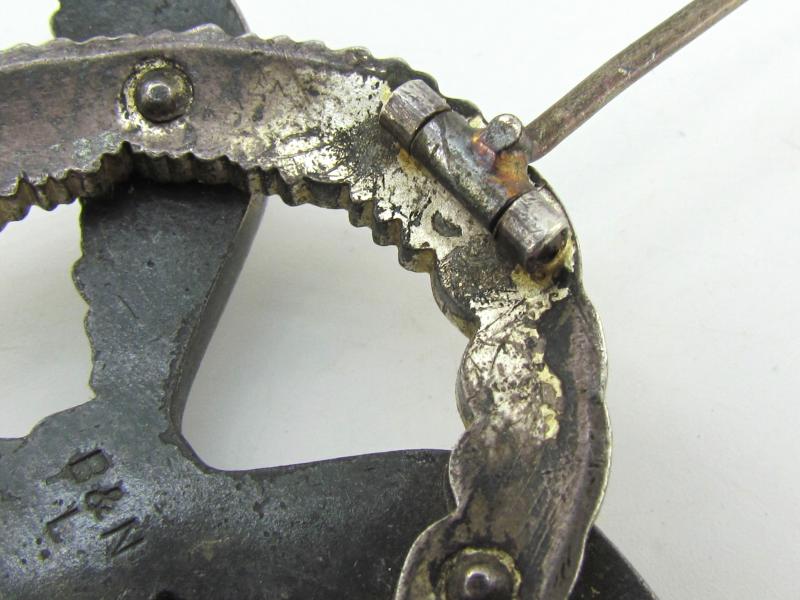 Luftwaffe Pilot's Badge in Tombak by B&N L