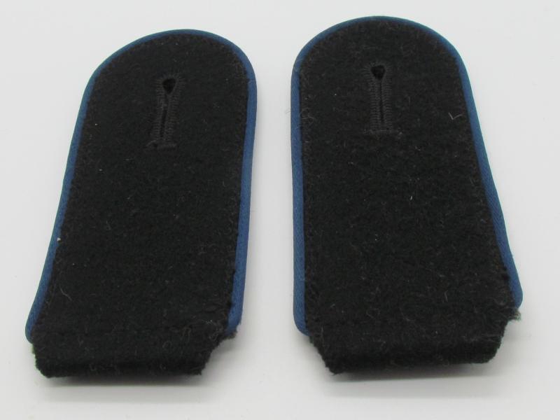 Waffen SS Medical ( Sanitäter ) shoulder boards