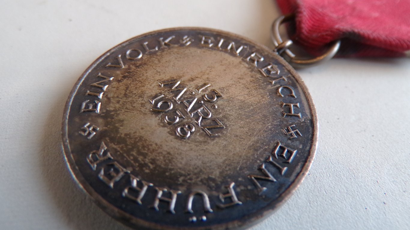 Cased 13 March 1938 Commemorative Medal