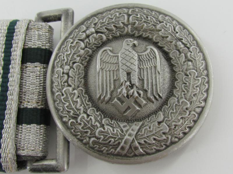 Wehrmacht (Heer) Officers parade belt and buckle
