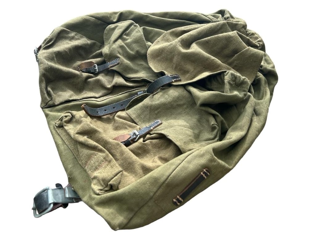 WH/SS Rucksack/Backpack in Unissued Condition