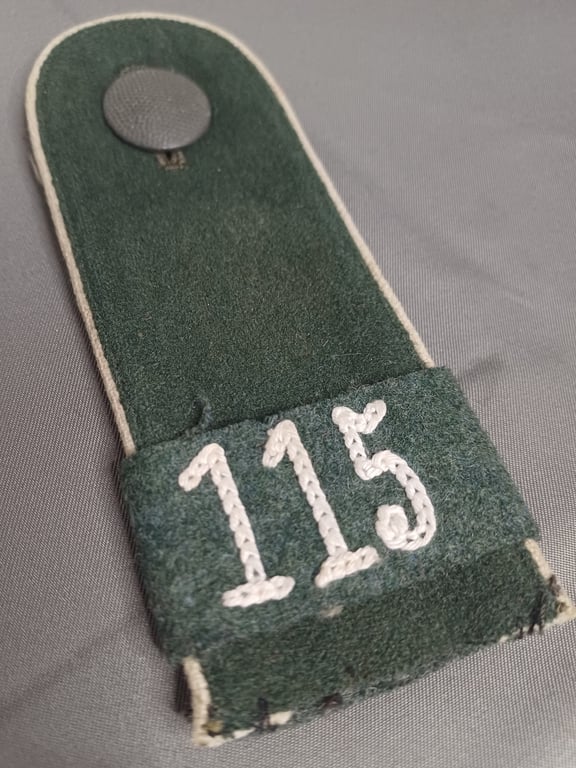 Enlisted Infantry shoulderboard