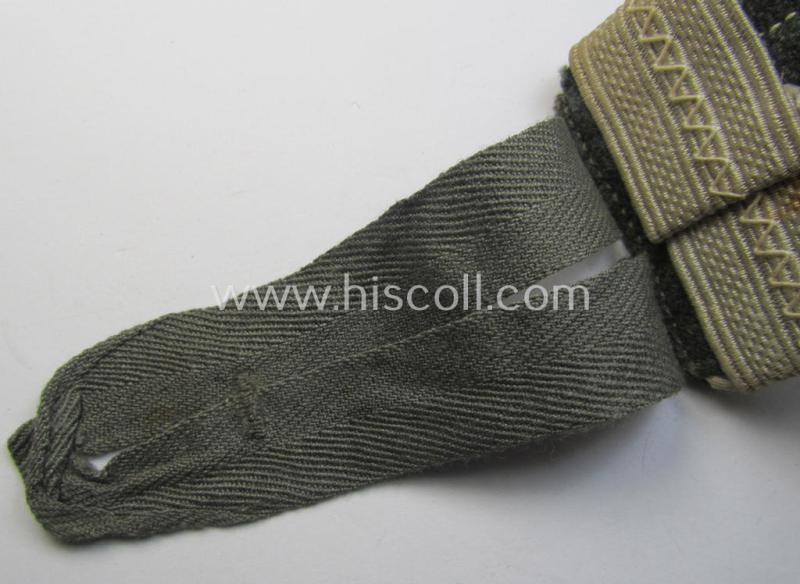 Attractive - albeit regrettably single! - later-war-period- (ie. 'M44 o. M45'-pattern-) WH (Heeres) NCO-type shoulderstrap as was intended for usage by an: 'Unteroffizier u. Offiziers-Anwärter eines Infanterie-Regiments'