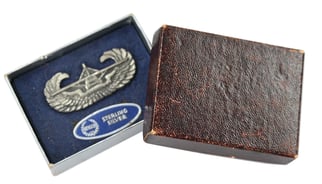 US WW2 Airborne Glider Wing in box