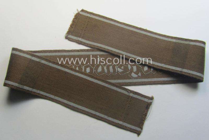 Just minimally worn example of a WH (Heeres) cuff-title ie. armband (ie. 'Ärmelstreifen') entitled: 'Feldgendarmerie' (being a typical 'semi-BeVo'-woven example)