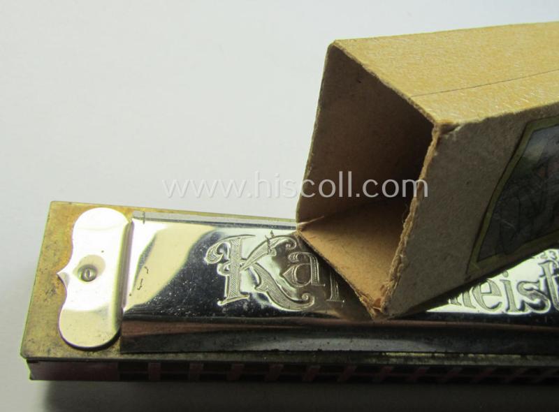 TR-era- (ie. 'Deutsche Wehrmacht'-) related harmonica entitled: 'Der Kapellmeister' that came stored in its original and/or carton-based box ie. etui