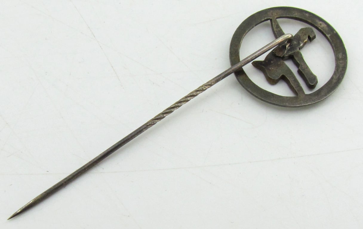 Stickpin Kobold-Werke (goblin factory)