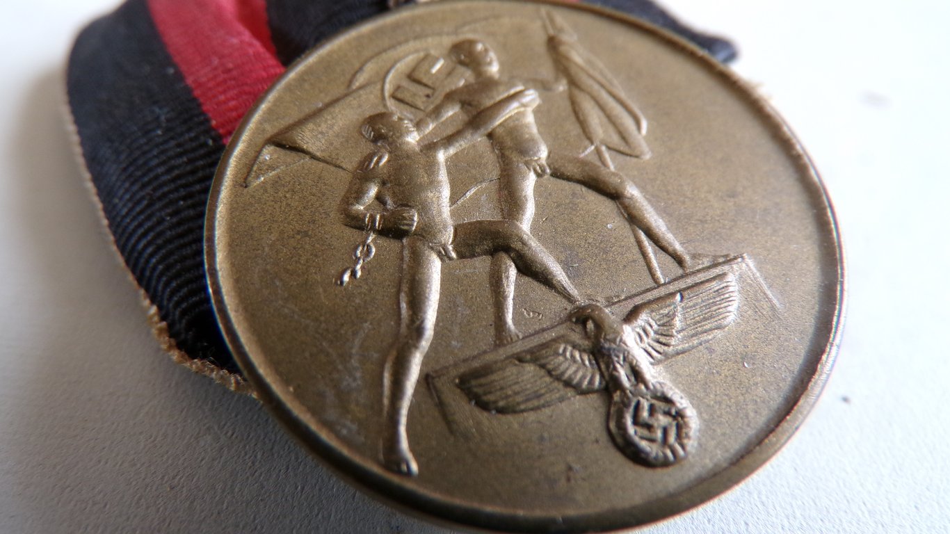 1. Oktober 1938 Comm. Medal Parade Mount