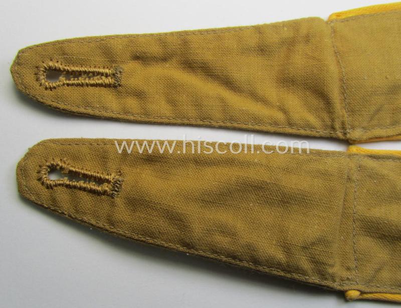Pair of EM-type, WH (LW) 'tropical-issue'-pattern shoulderstraps: 'Soldat der Flg.- o. FJ-Trpn.'