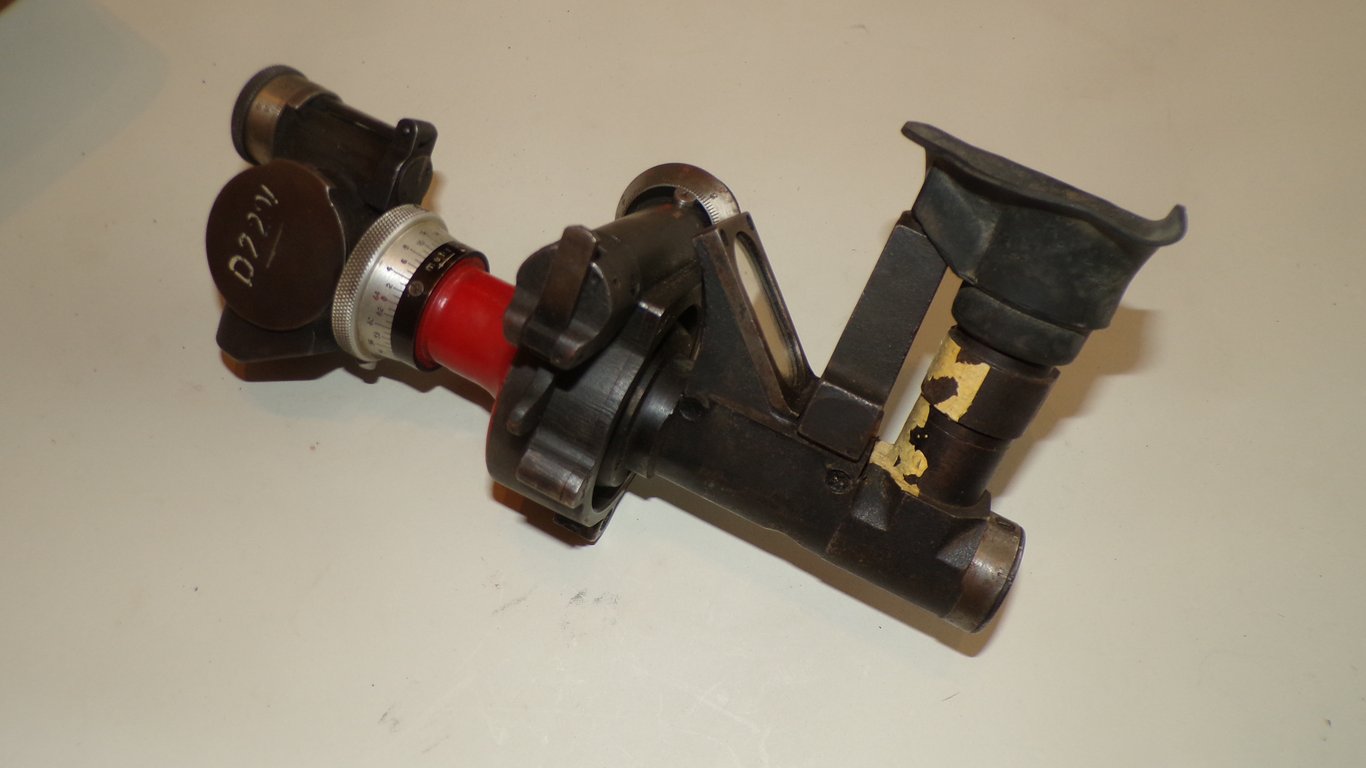 Cased Kriegsmarine Rundblick-Fernglas