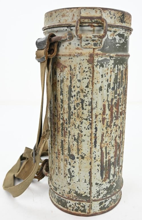 German WH Gasmask & Cannister with Winter Camouflage